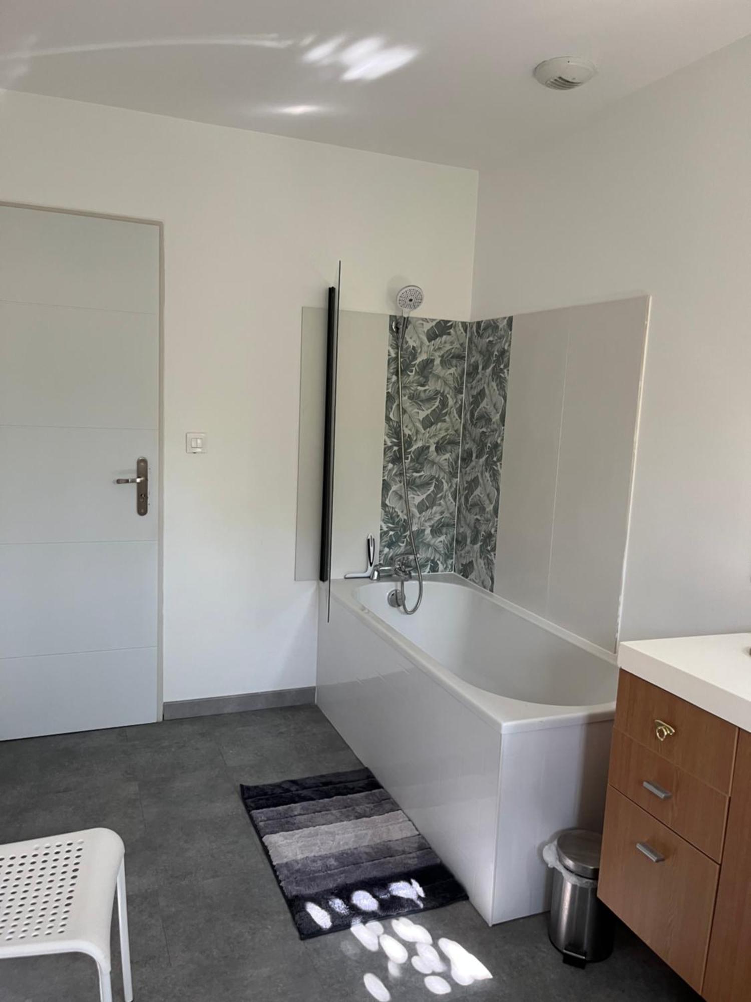 Le Barnave Appartement Valence  Buitenkant foto